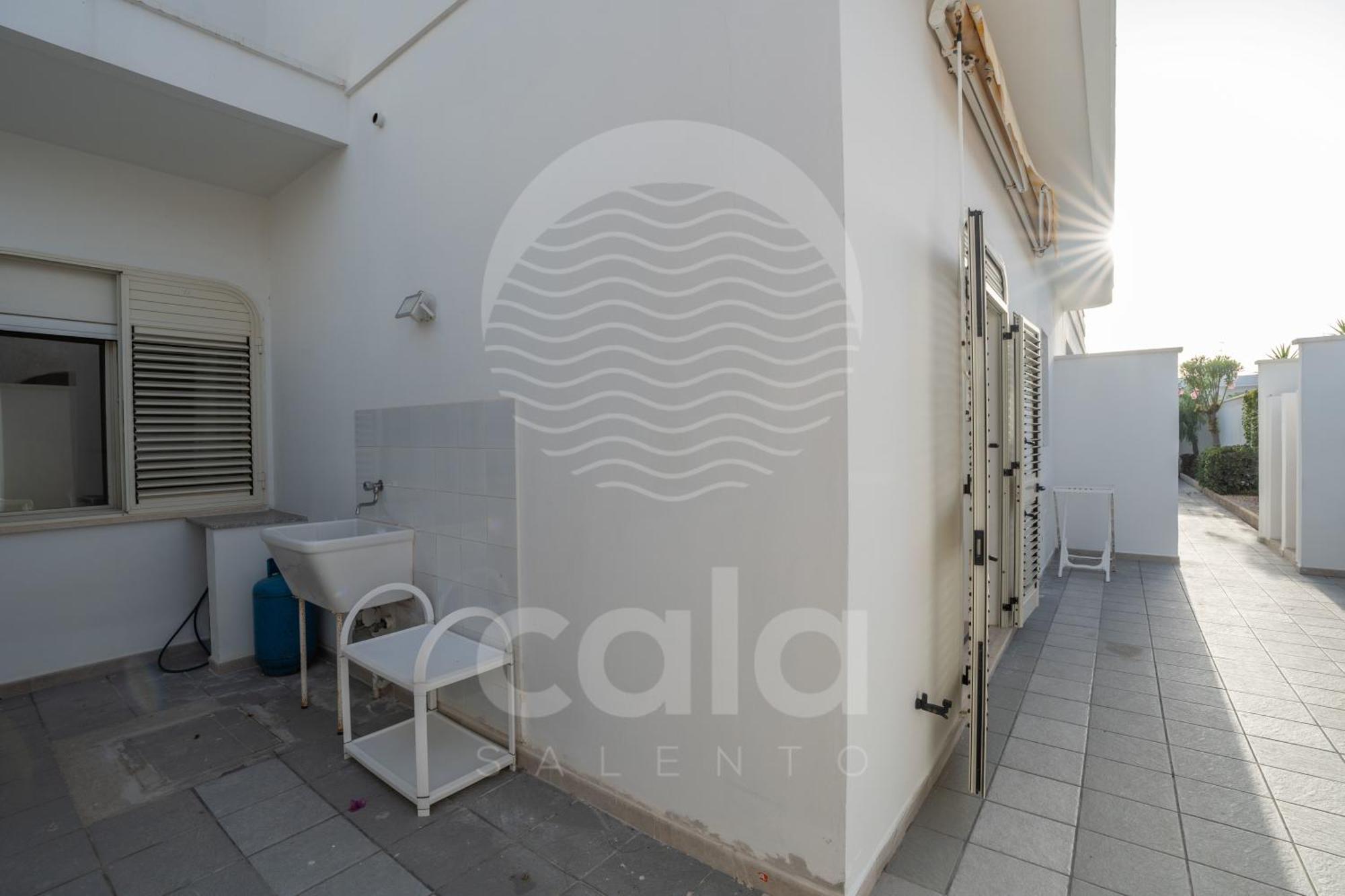Villa Waterfront By Cala Salento Porto Cesareo Luaran gambar